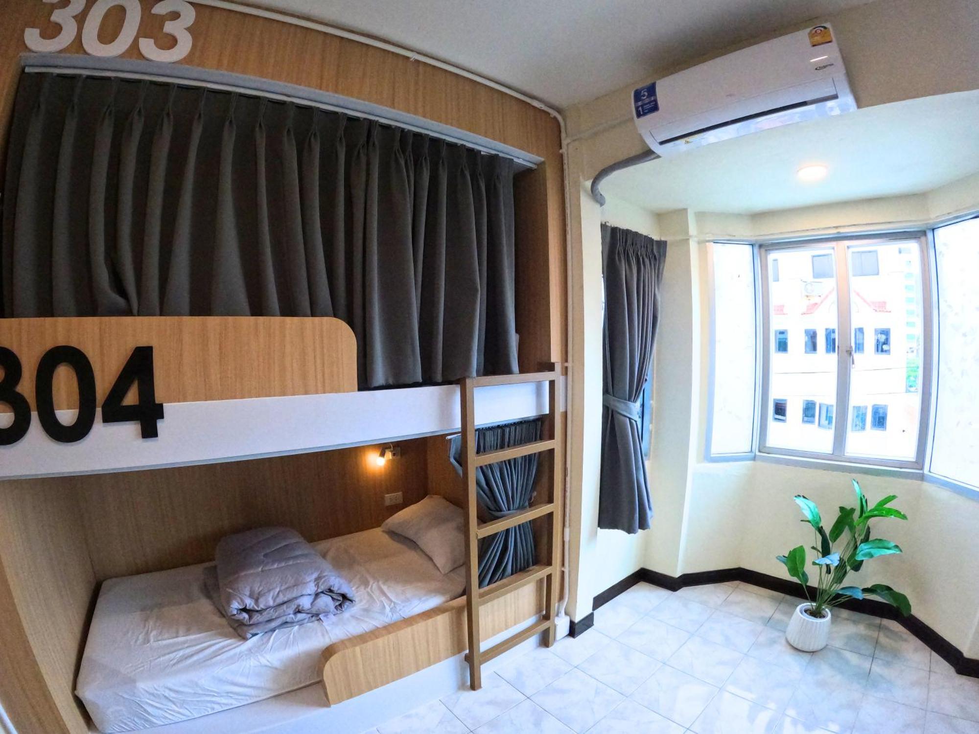 Kpop Hostel Karon Eksteriør bilde